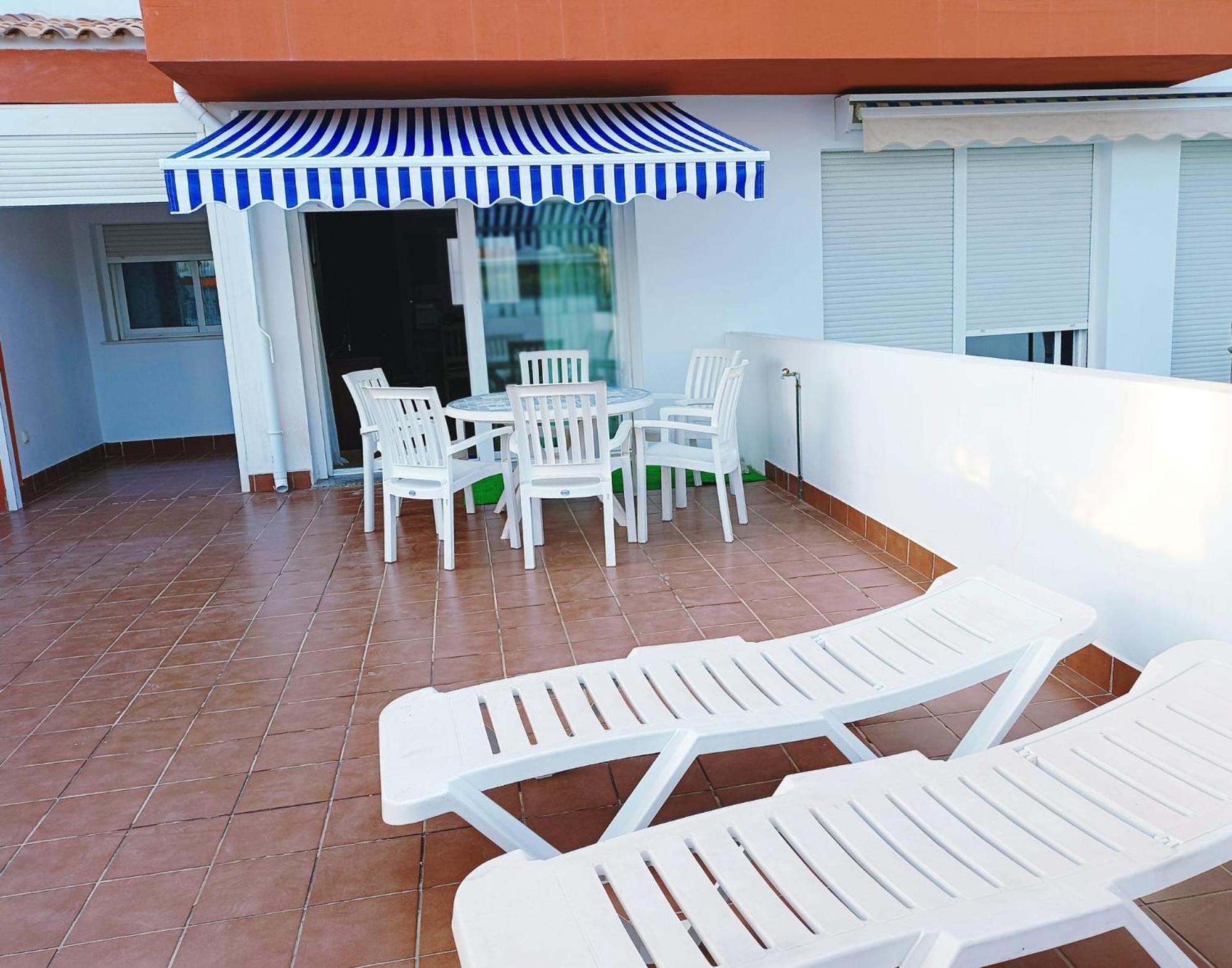 Вілла Casa Familiar A Pie De Piscina Бера Екстер'єр фото